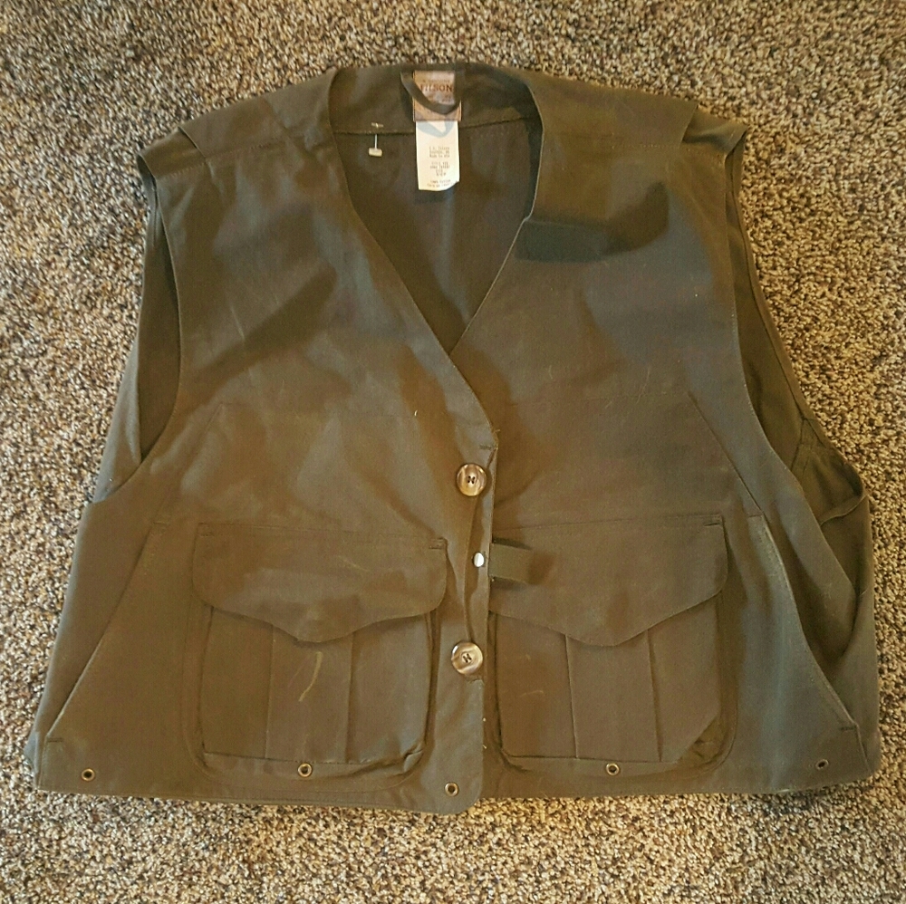 CC filson vest